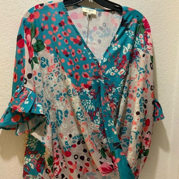 Umgee Floral Animal Mixed Print Ruffle Sleeve V-Neck Crossbody Top - Picture 5 of 5
